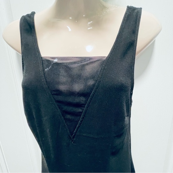 🌸3 for $30 H&M Black Dress long sleeveless Mesh details Size 4 - Picture 4 of 17